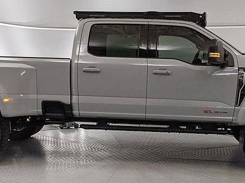 New 2026 Ford F450 XLT w/ XLT Premium Package image 2