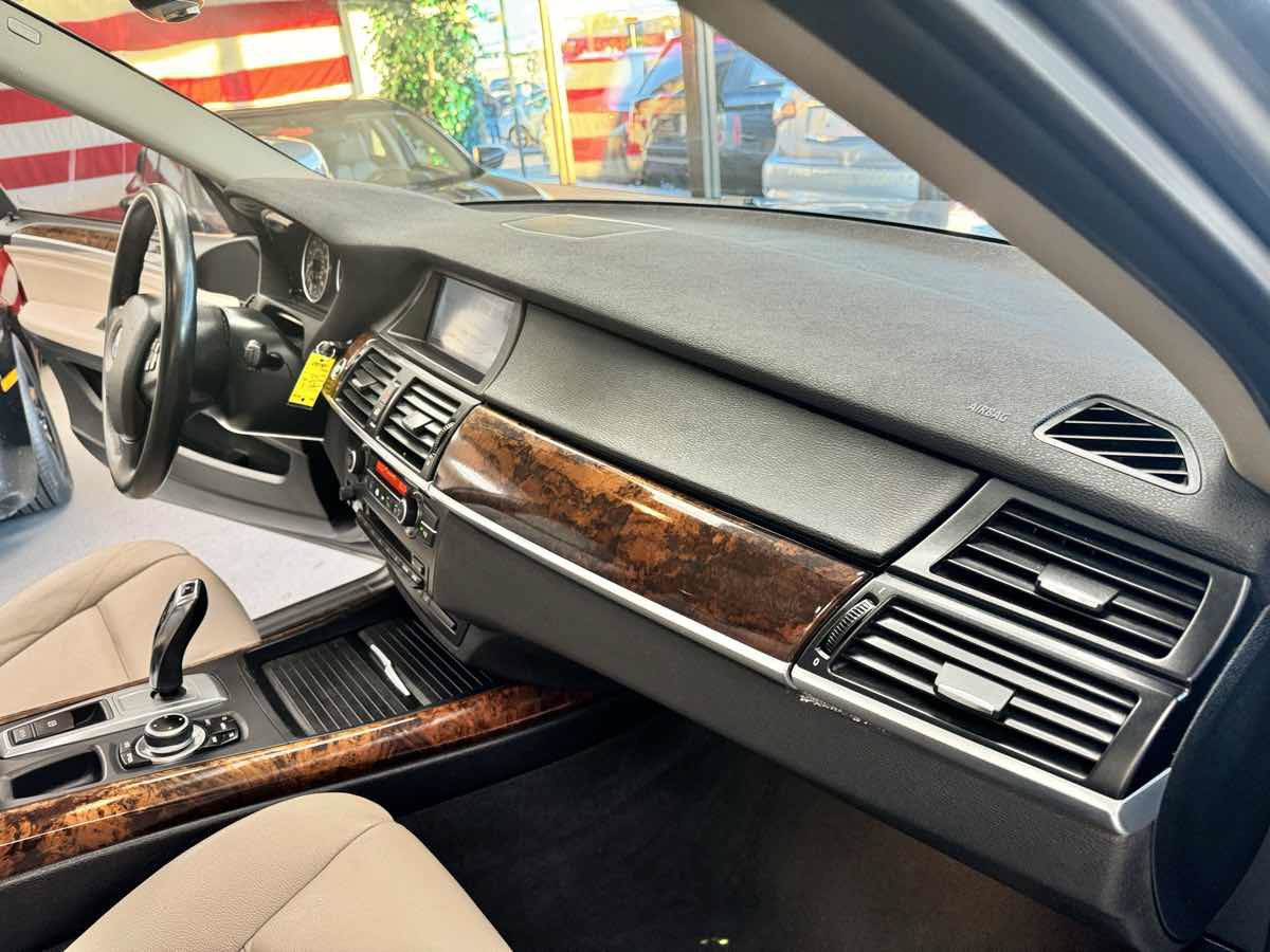 Used 2013 BMW X5 xDrive35i AWD/4WD image 14