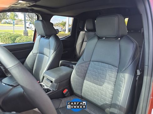 Used 2025 Toyota Tacoma TRD Sport image 8