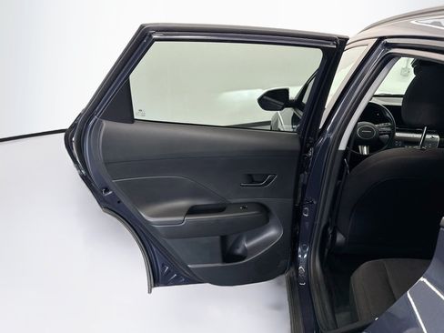 Used 2025 Hyundai Kona SEL FWD image 25