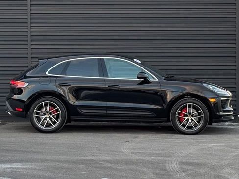 Certified 2025 Porsche Macan S image 8