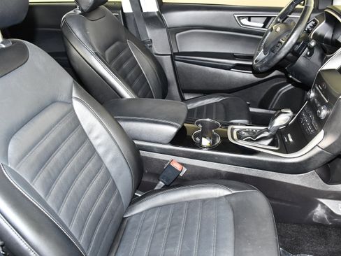 Used 2016 Ford Edge SEL w/ Equipment Group 201A AWD/4WD image 41