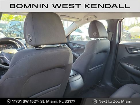 Used 2022 Chevrolet Malibu RS image 10