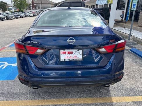 Used 2024 Nissan Altima 2.5 SR FWD image 4