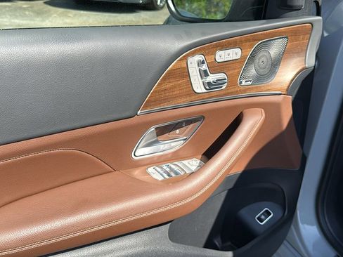 Certified 2025 Mercedes-Benz GLE 350 4MATIC image 21