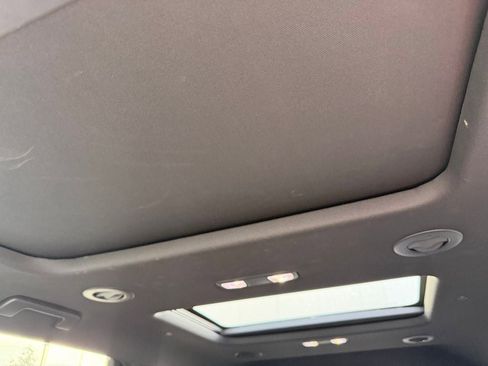 Used 2024 Buick Enclave Essence w/ Experience Buick Package image 21