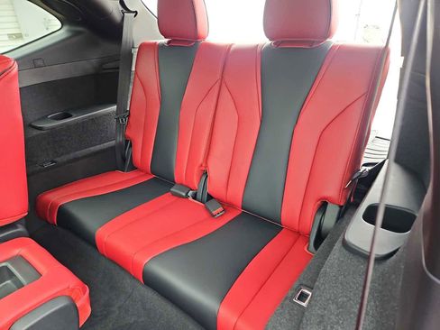 Used 2025 Acura MDX A-Spec image 33