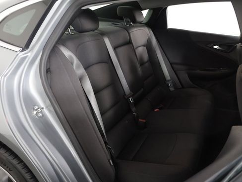 Used 2024 Chevrolet Malibu LT image 30