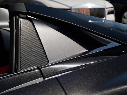 Used 2019 McLaren 720S Performance RWD image 14
