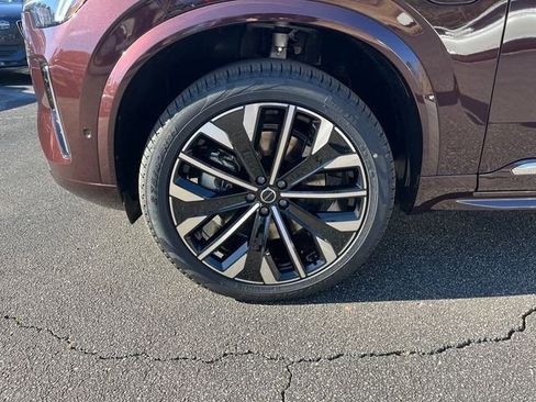 New 2025 Volvo XC90 T8 Ultra w/ Protection Package Premier image 34