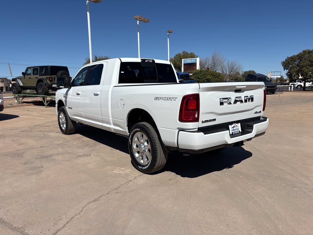 New 2026 RAM 2500 Laramie w/ Sport Appearance Package AWD/4WD image 7