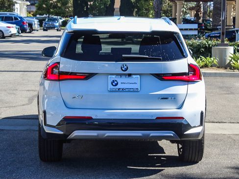 Used 2024 BMW X1 xDrive28i image 5