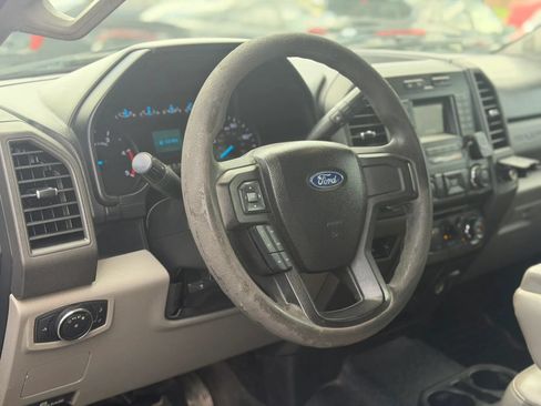 Used 2017 Ford F250 XL w/ Power Equipment Group AWD/4WD image 14