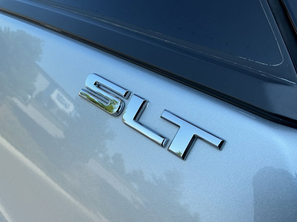 Used 2020 GMC Terrain SLT w/ Preferred Package FWD image 8