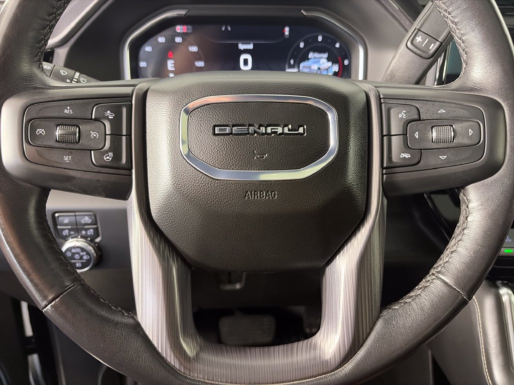 Used 2025 GMC Sierra 3500 Denali Ultimate AWD/4WD image 16