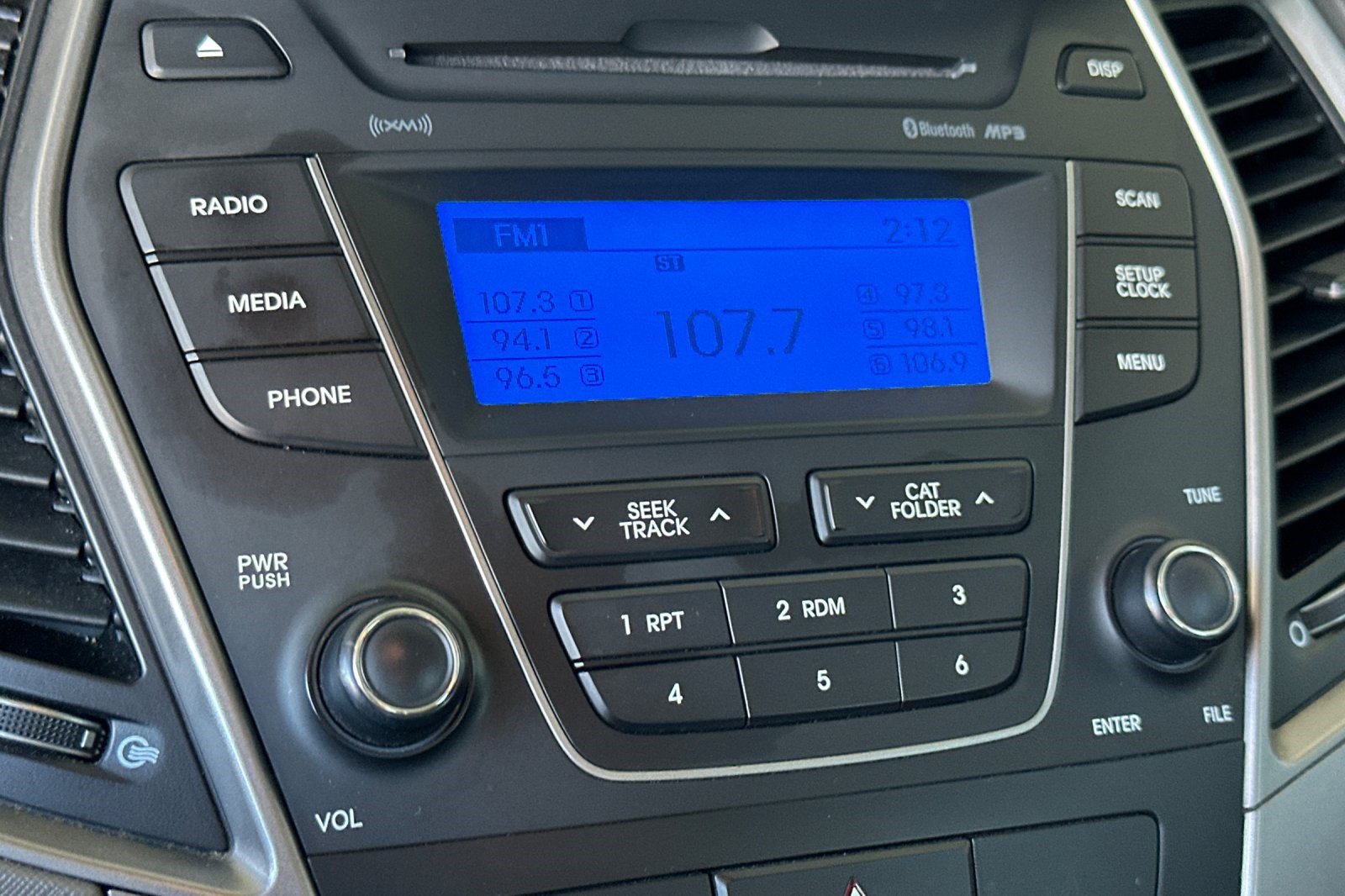Used 2014 Hyundai Santa Fe Sport AWD/4WD image 20