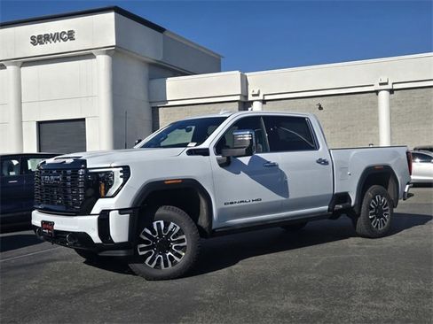 New 2026 GMC Sierra 2500 Denali Ultimate image 8