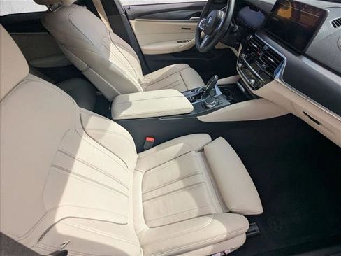 Certified 2023 BMW M550i xDrive AWD/4WD image 22