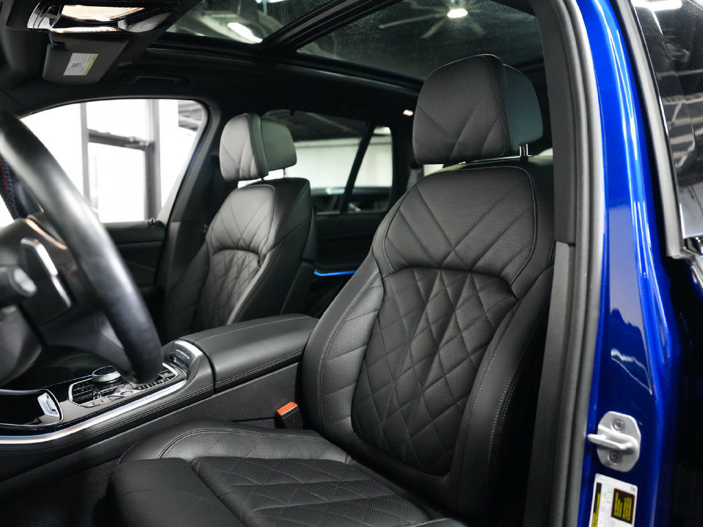 Used 2025 BMW X5 M60i AWD/4WD image 34