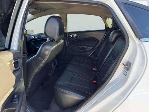 Used 2014 Ford Fiesta Titanium FWD image 34