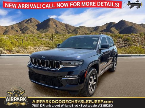 Used 2023 Jeep Grand Cherokee 4WD 4xe image 1