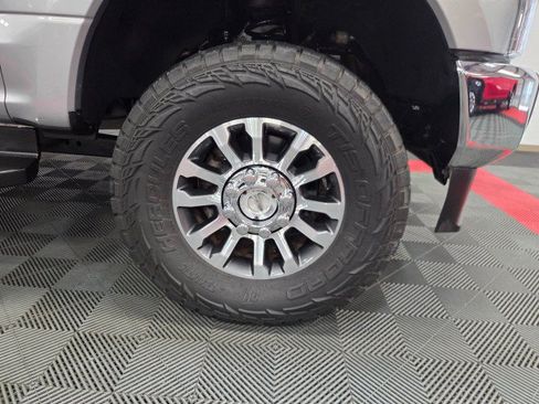 Used 2020 Ford F250 Lariat w/ Lariat Value Package AWD/4WD image 90