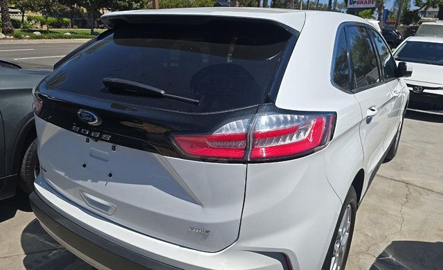 Used 2024 Ford Edge SEL AWD/4WD image 3