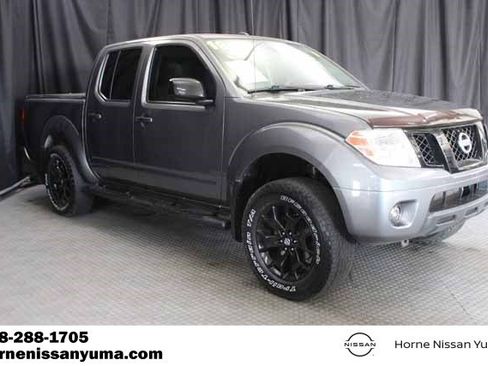 Used 2018 Nissan Frontier SV w/ Value Truck Package AWD/4WD image 1