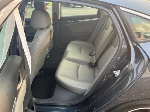 Used 2018 Honda Civic Touring image 45