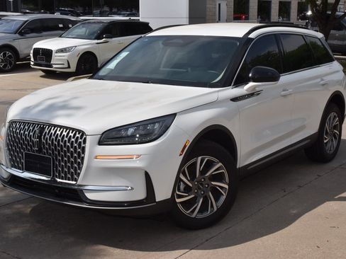 New 2026 Lincoln Corsair Premiere image 12