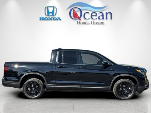 New 2026 Honda Ridgeline Black Edition image 6