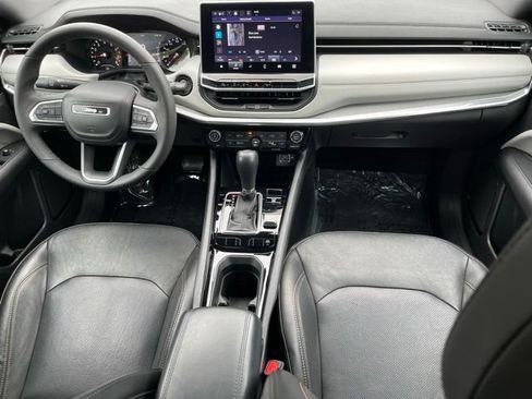 Used 2023 Jeep Compass Limited AWD/4WD image 28
