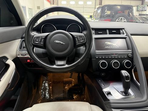 Used 2018 Jaguar E-PACE S AWD/4WD image 21