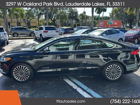 Used 2017 Ford Fusion Titanium FWD image 2