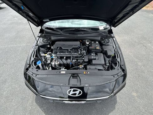 New 2026 Hyundai Elantra SEL Sport Premium FWD image 25