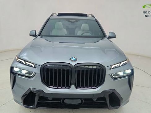 Used 2024 BMW X7 xDrive40i w/ Executive Package AWD/4WD image 13