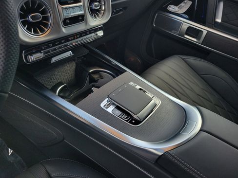 Used 2025 Mercedes-Benz G 63 AMG 4MATIC image 19