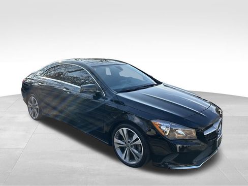 Used 2019 Mercedes-Benz CLA 250 4MATIC image 7
