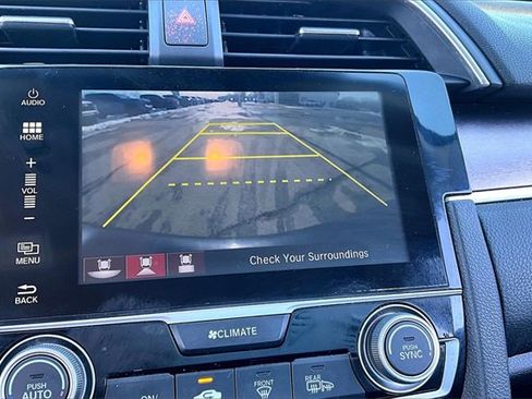 Used 2016 Honda Civic Touring image 14