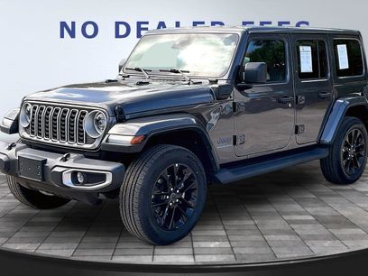 Used 2025 Jeep Wrangler Sahara