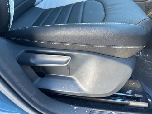 New 2026 Volkswagen Taos SEL AWD/4WD image 26