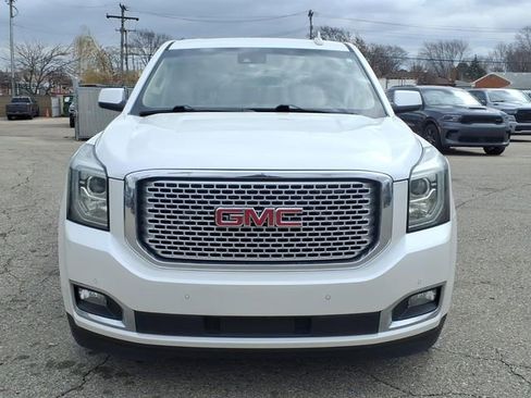 Used 2016 GMC Yukon Denali w/ Open Road Package image 2