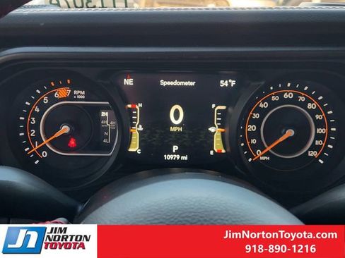 Used 2024 Jeep Wrangler Unlimited Rubicon image 18