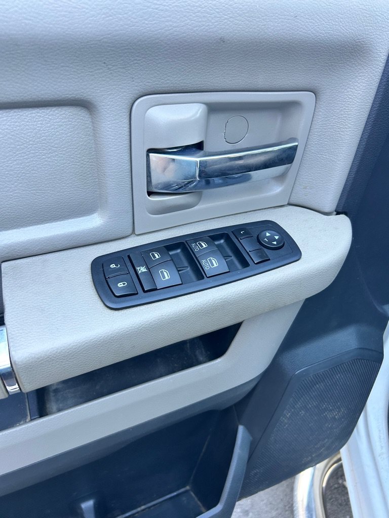 Used 2012 RAM 2500 SLT w/ Protection Group AWD/4WD image 6
