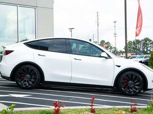 Used 2022 Tesla Model Y Performance AWD/4WD image 10