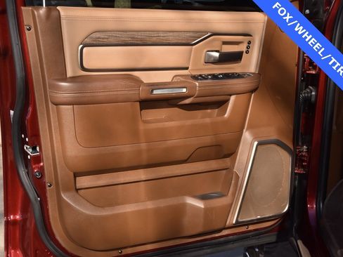 Used 2019 RAM 3500 Limited image 35