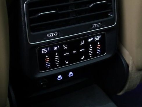 Used 2022 Audi Q7 3.0T Premium Plus w/ Premium Plus Package image 28