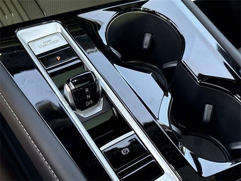 New 2026 Volkswagen Atlas Cross Sport SEL R-Line image 25