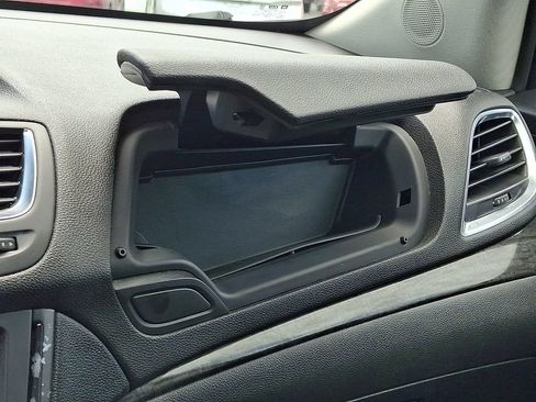 Used 2016 Buick Encore Convenience AWD/4WD image 24