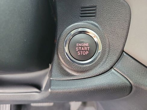 Used 2020 Subaru Outback Limited w/ Popular Package #2 image 25